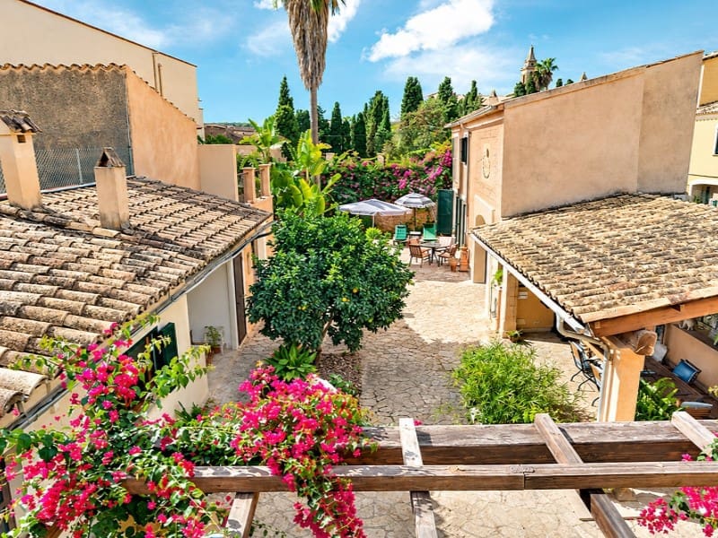 5 Zimmer Villa zu verkaufen in Santa Maria del Cami mit Garage - 2.250.000 € (Ref: 10166385)