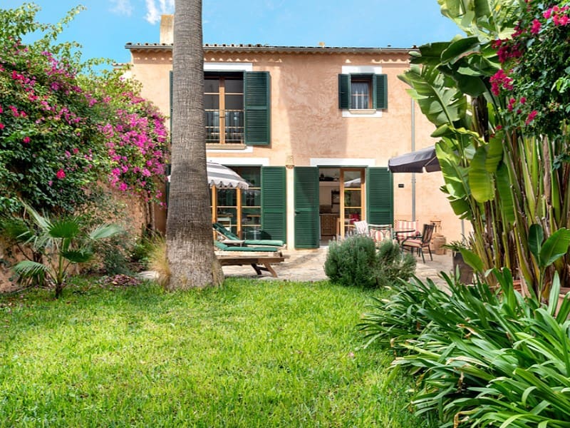 5 Zimmer Villa zu verkaufen in Santa Maria del Cami mit Garage - 2.250.000 € (Ref: 10166385)