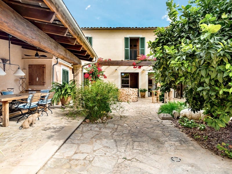 5 Zimmer Villa zu verkaufen in Santa Maria del Cami mit Garage - 2.250.000 € (Ref: 10166385)