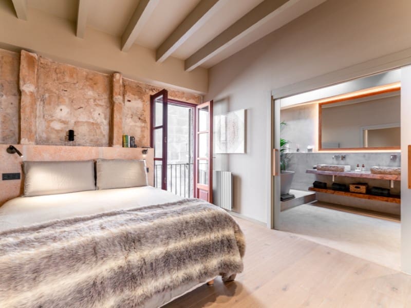 2 bedroom Apartment for sale in Palma de Mallorca with garage - € 3,500,000 (Ref: 10166390)