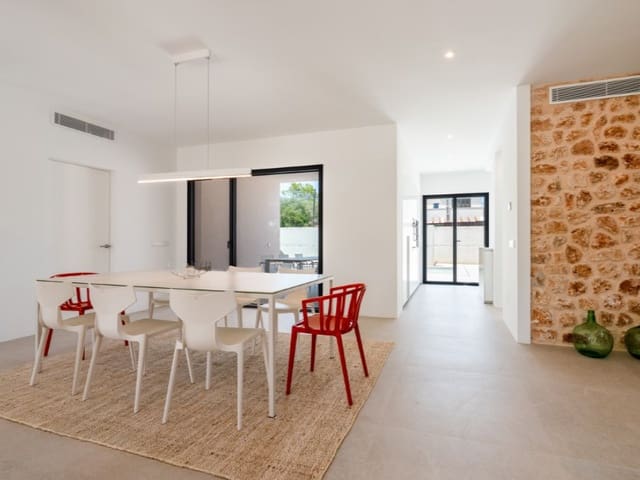 4 Zimmer Villa zu verkaufen in Cala Santanyi, Santanyí mit Pool Garage - 1.990.000 € (Ref: 10180447)