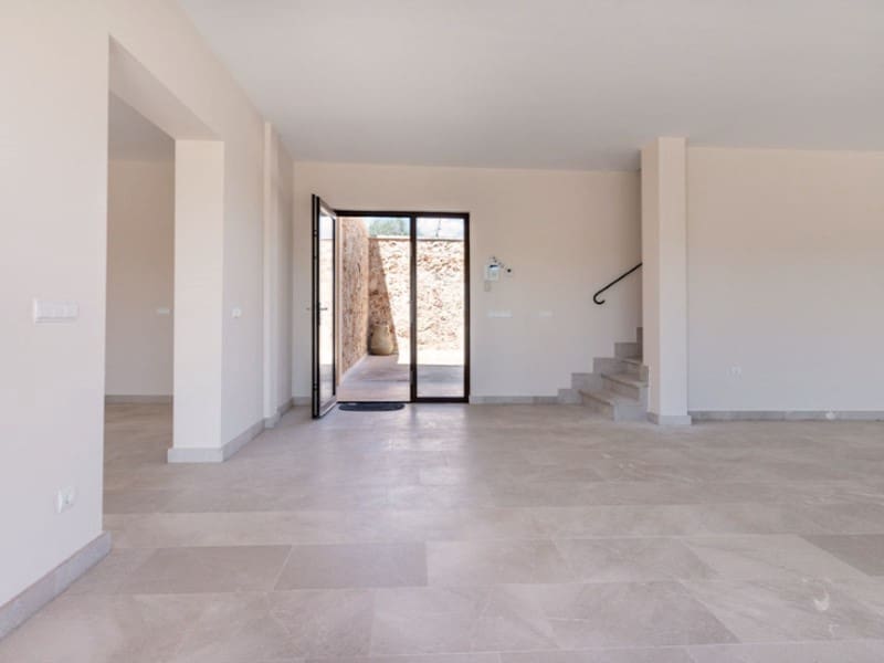 4 soveværelse Finca/Landehus til salg i Algaida med swimmingpool garage - € 1.598.000 (Ref: 5800951)