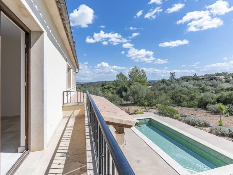 4 soveværelse Finca/Landehus til salg i Algaida med swimmingpool garage - € 1.598.000 (Ref: 5800951)