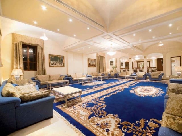 84 soveværelse Finca/Landehus til salg i Valldemosa med swimmingpool garage - € 23.000.000 (Ref: 5801039)