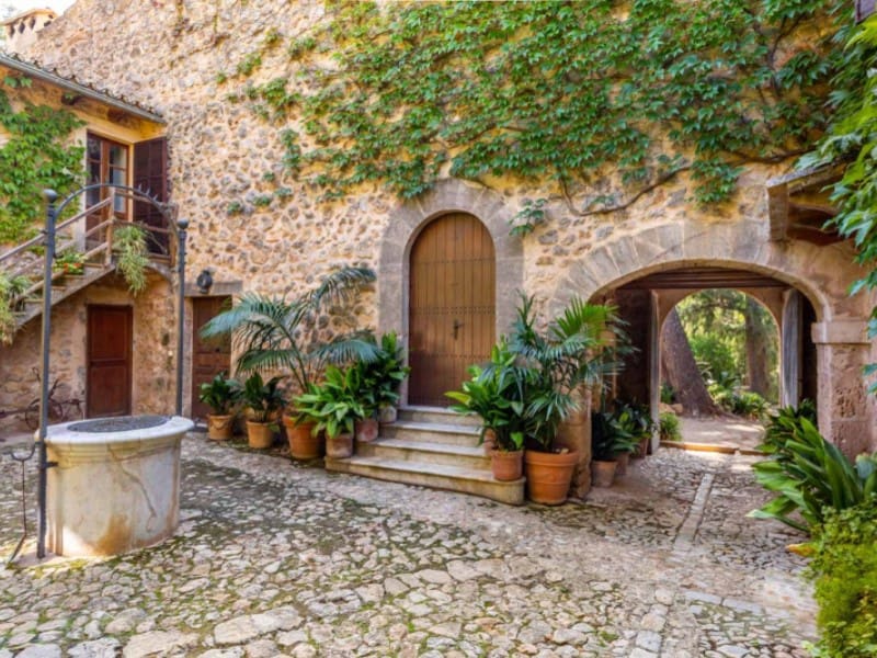 7 soveværelse Finca/Landehus til salg i Establiments med swimmingpool garage - € 7.900.000 (Ref: 5801066)