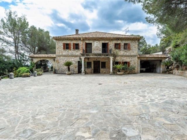 11 soveværelse Finca/Landehus til salg i Pollensa / Pollença med swimmingpool garage - € 3.500.000 (Ref: 5801184)
