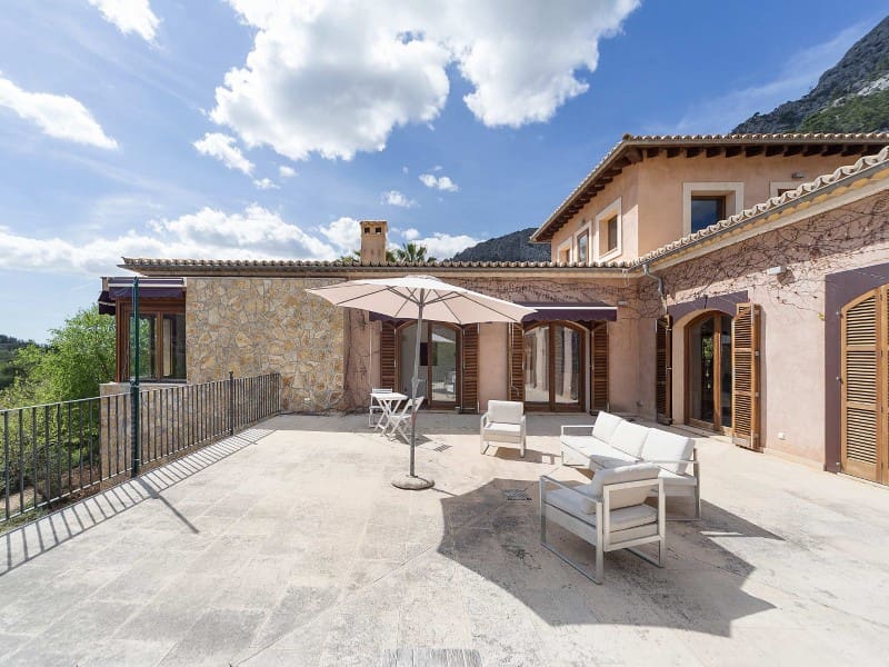 6 soveværelse Finca/Landehus til salg i Bunyola med swimmingpool - € 3.000.000 (Ref: 5801333)