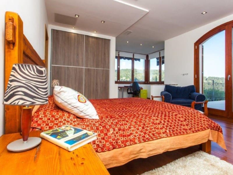 6 soveværelse Finca/Landehus til salg i Bunyola med swimmingpool - € 3.000.000 (Ref: 5801333)