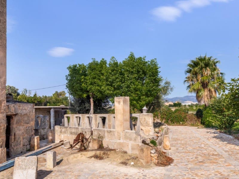 9 bedroom Finca/Country House for sale in Playa de Palma with garage - € 2,500,000 (Ref: 5818998)