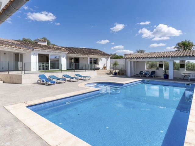 5 soveværelse Finca/Landehus til salg i Llucmajor med swimmingpool - € 2.000.000 (Ref: 5877764)