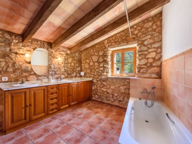 3 chambre Finca/Maison de Campagne à vendre à Portocolom, Felanitx avec piscine garage - 1 400 000 € (Ref: 5921672)