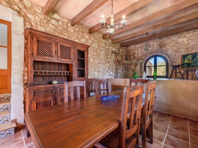 3 soverom Finca/Herregård til salgs i Portocolom med svømmebasseng garasje - € 1 400 000 (Ref: 5921672)