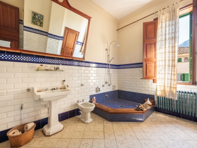 4 chambre Villa/Maison à vendre à Sóller avec garage - 1 850 000 € (Ref: 6104107)