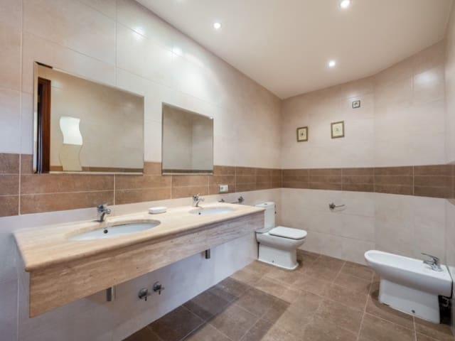 9 Zimmer Villa zu verkaufen in Sóller mit Pool - 1.980.000 € (Ref: 6208879)