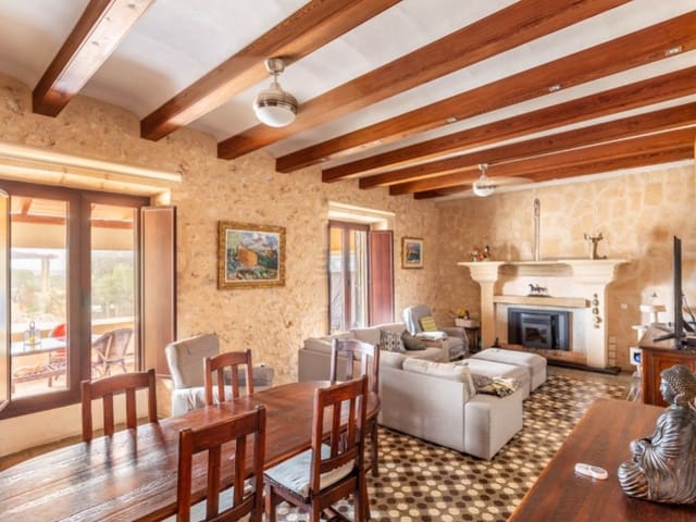 7 makuuhuone Maalaistalo myytävänä paikassa Lloret de Vista Alegre mukana uima-altaan - 3 800 000 € (Ref: 6226761)