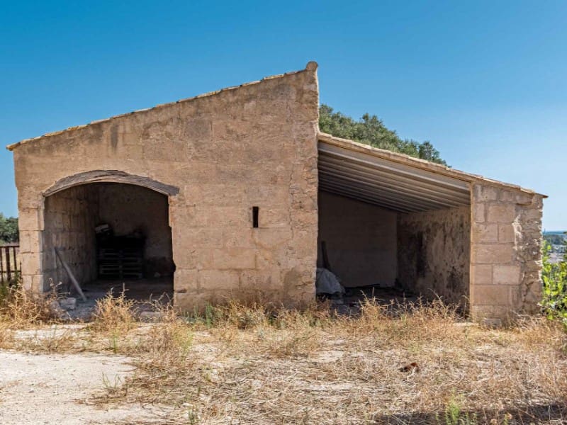 5 soveværelse Finca/Landehus til salg i Llubi med garage - € 2.500.000 (Ref: 6302112)