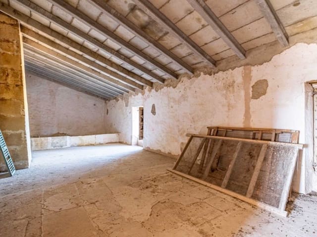 5 soveværelse Finca/Landehus til salg i Llubí med garage - € 2.500.000 (Ref: 6302112)