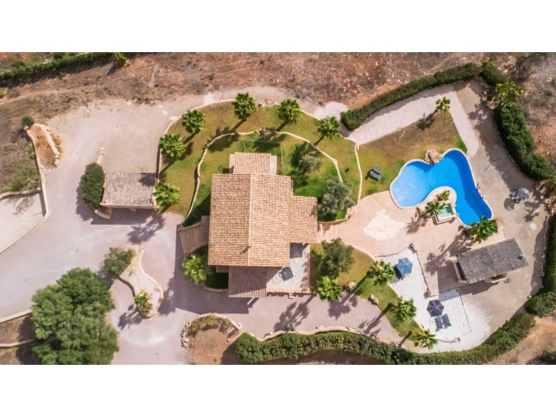 4 soveværelse Finca/Landehus til salg i Santanyi med swimmingpool - € 2.400.000 (Ref: 6332828)