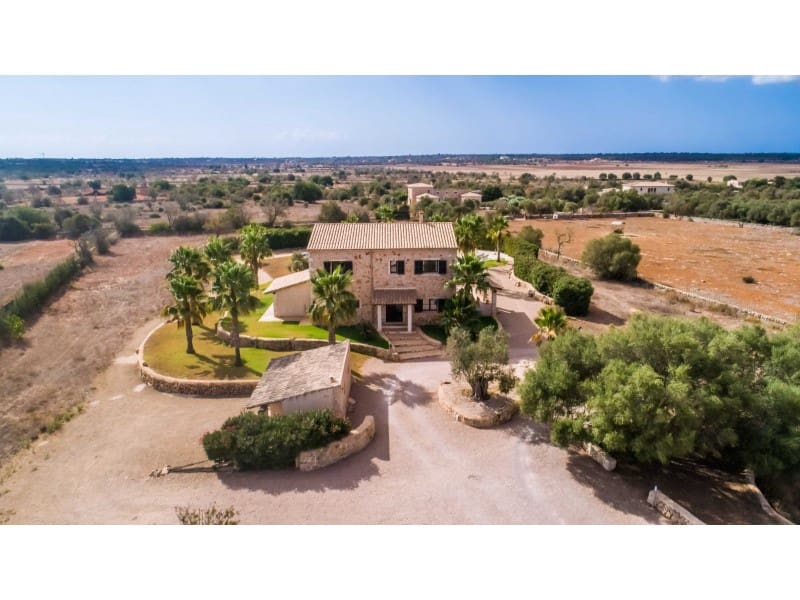 4 soveværelse Finca/Landehus til salg i Santanyi med swimmingpool - € 2.400.000 (Ref: 6332828)