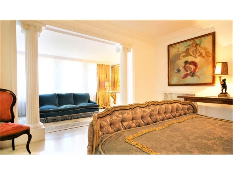 11 soveværelse Finca/Landehus til salg i Genova med swimmingpool garage - € 12.900.000 (Ref: 6571119)