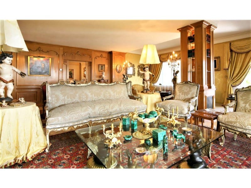 11 soveværelse Finca/Landehus til salg i Genova med swimmingpool garage - € 12.900.000 (Ref: 6571119)