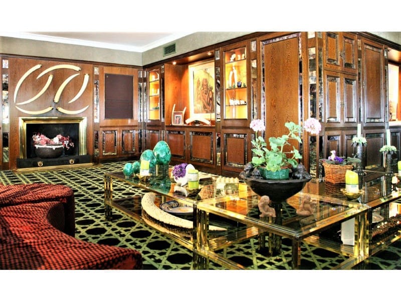 11 soveværelse Finca/Landehus til salg i Genova med swimmingpool garage - € 12.900.000 (Ref: 6571119)