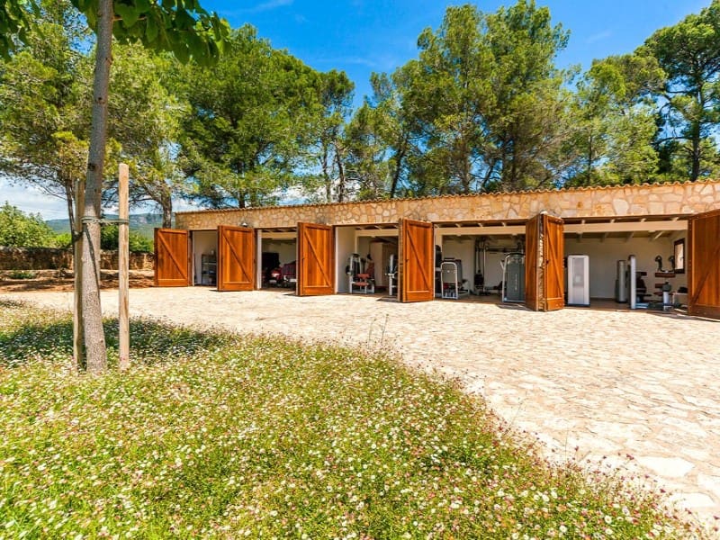 7 bedroom Finca/Country House for sale in Santa Maria del Cami with pool garage - € 7,975,000 (Ref: 6596799)