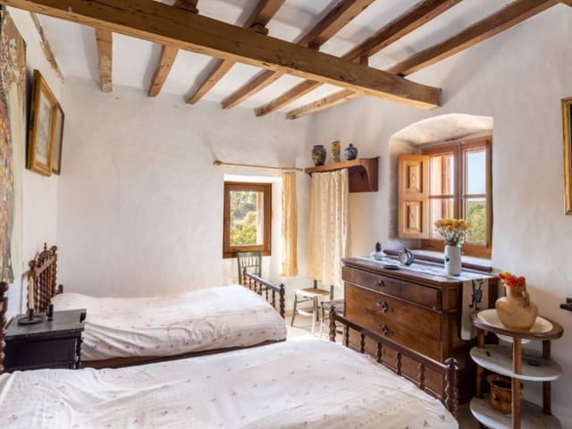 10 slaapkamer Finca/Landhuis te koop in Lloret de Vista Alegre met garage - € 2.710.000 (Ref: 6667422)