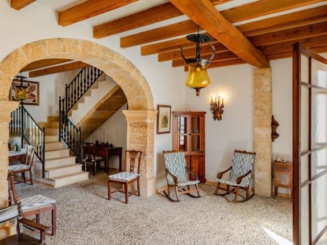 8 soveværelse Finca/Landehus til salg i Artà med garage - € 7.800.000 (Ref: 6679110)