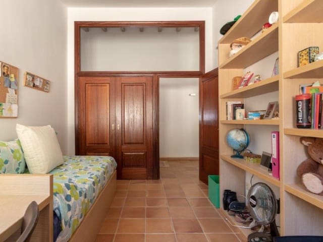 4 chambre Finca/Maison de Campagne à vendre à Bunyola avec piscine garage - 1 840 000 € (Ref: 6689340)