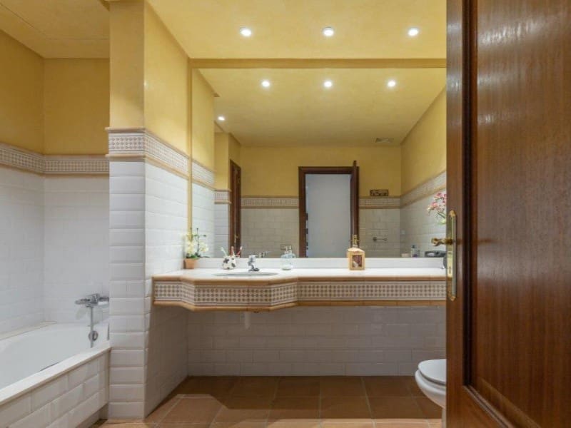 4 chambre Finca/Maison de Campagne à vendre à Bunyola avec piscine garage - 1 840 000 € (Ref: 6689340)