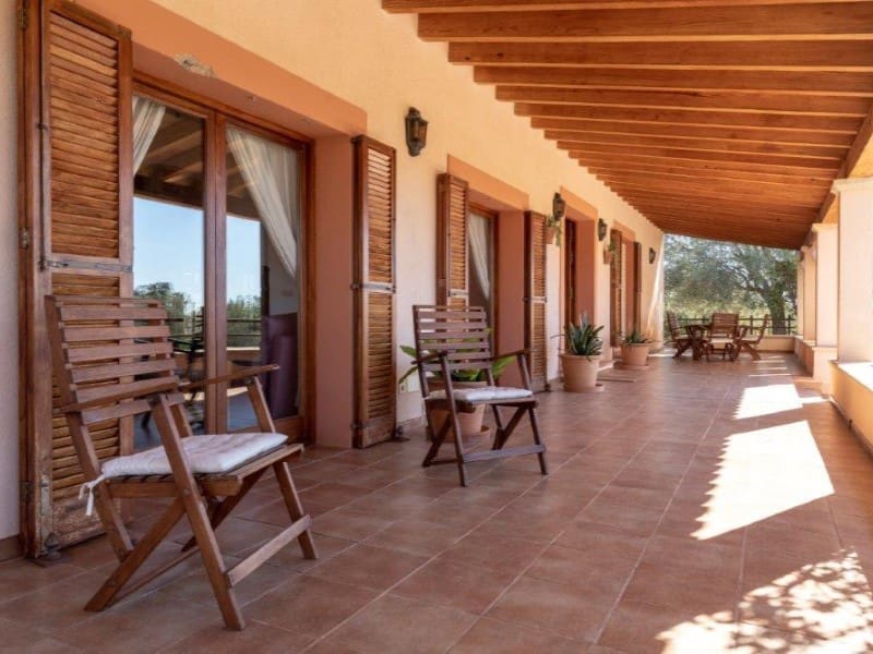 4 chambre Finca/Maison de Campagne à vendre à Bunyola avec piscine garage - 1 840 000 € (Ref: 6689340)