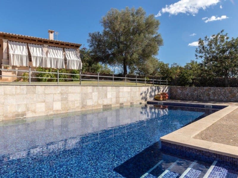 4 chambre Finca/Maison de Campagne à vendre à Bunyola avec piscine garage - 1 840 000 € (Ref: 6689340)