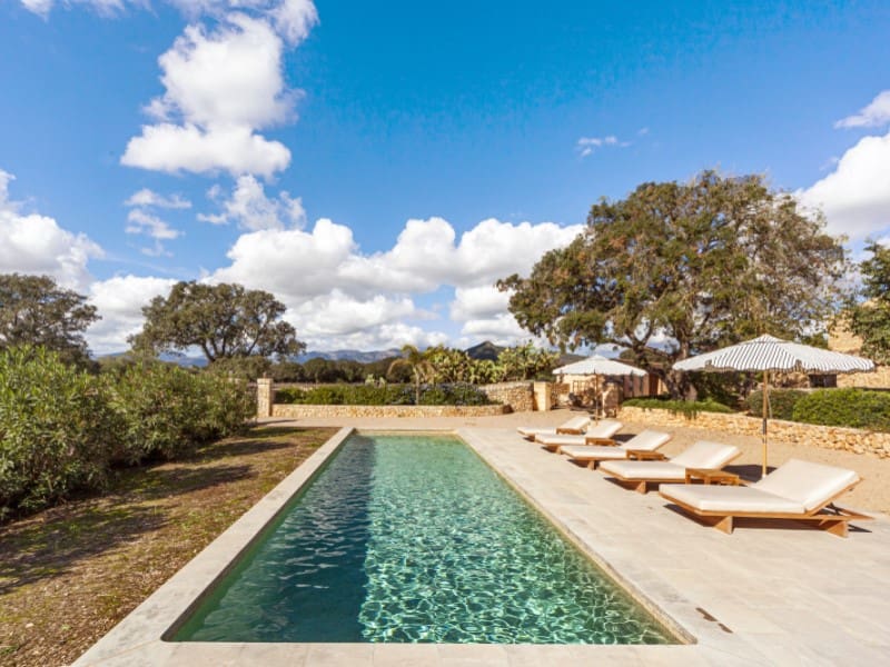 4 soveværelse Finca/Landehus til salg i Llubi med swimmingpool - € 2.950.000 (Ref: 6777989)