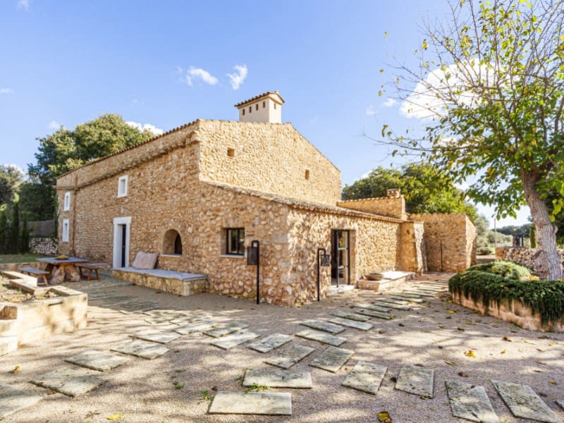 4 soveværelse Finca/Landehus til salg i Llubi med swimmingpool - € 2.950.000 (Ref: 6777989)