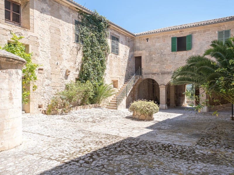 20 slaapkamer Finca/Landhuis te koop in Calvia - € 15.000.000 (Ref: 6846520)