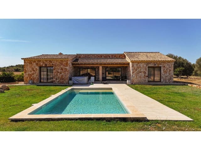 22 soveværelse Finca/Landehus til salg i Llucmajor med swimmingpool - € 25.000.000 (Ref: 6973435)