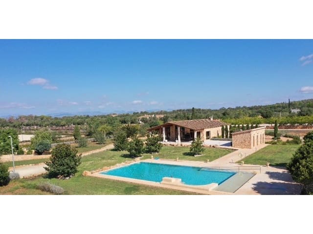 22 soveværelse Finca/Landehus til salg i Llucmajor med swimmingpool - € 25.000.000 (Ref: 6973435)