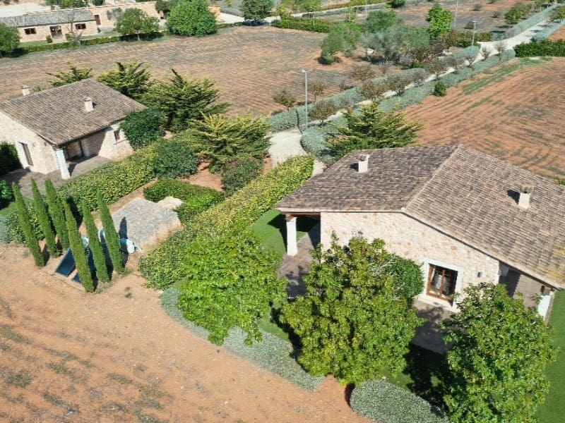22 soveværelse Finca/Landehus til salg i Llucmajor med swimmingpool - € 25.000.000 (Ref: 6973435)