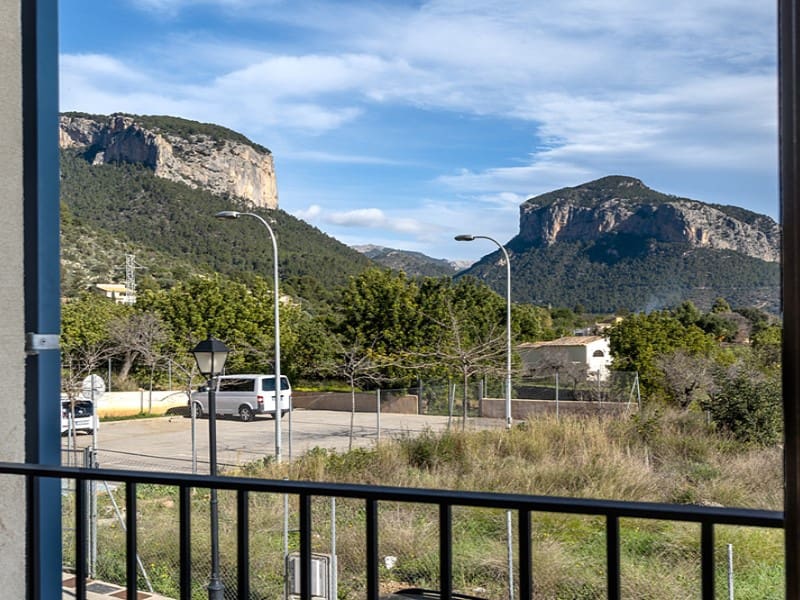 3 soverom Villa til salgs i Alaro med svømmebasseng garasje - € 1 050 000 (Ref: 7001993)