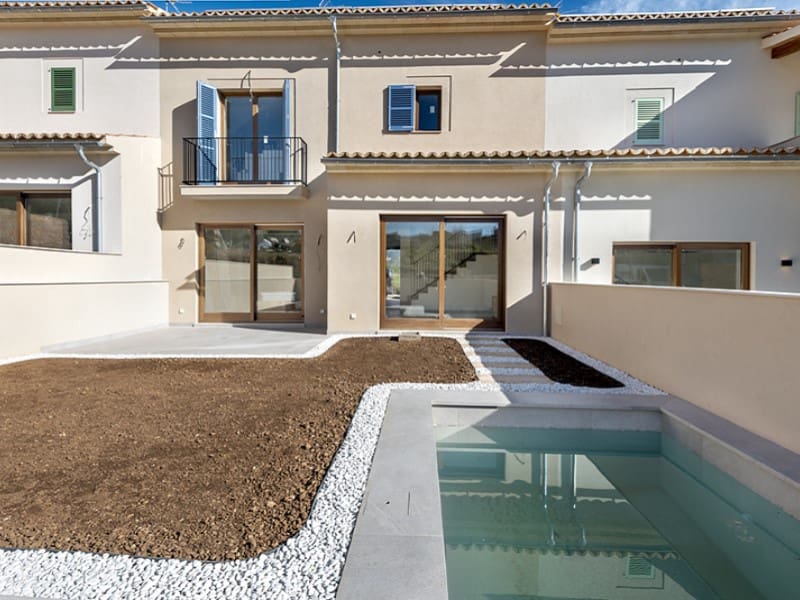 3 soverom Villa til salgs i Alaro med svømmebasseng garasje - € 1 050 000 (Ref: 7001993)