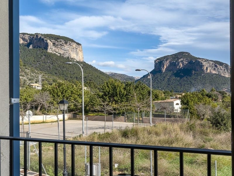 3 chambre Villa/Maison à vendre à Alaro avec piscine garage - 1 050 000 € (Ref: 7001993)