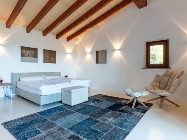 5 soveværelse Finca/Landehus til salg i Porreres med swimmingpool - € 5.750.000 (Ref: 7064157)