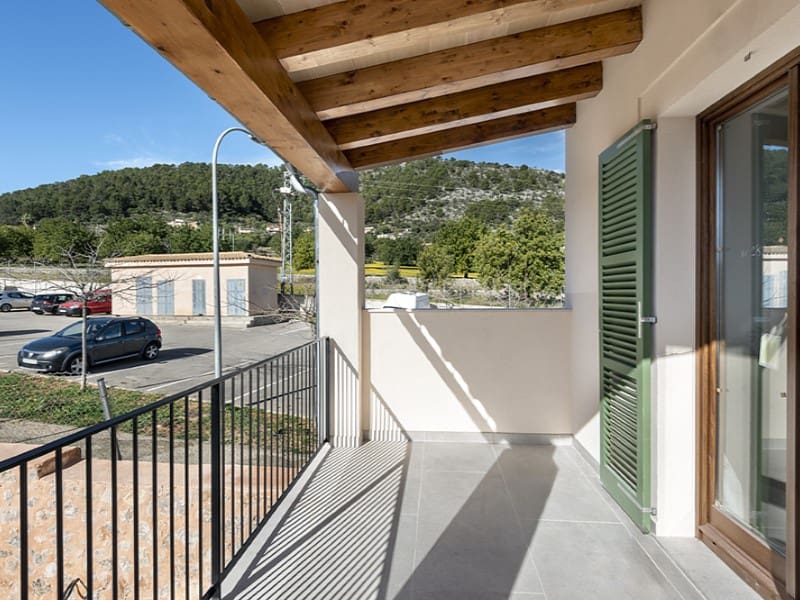 3 soveværelse Villa til salg i Alaro med swimmingpool garage - € 1.150.000 (Ref: 7088635)