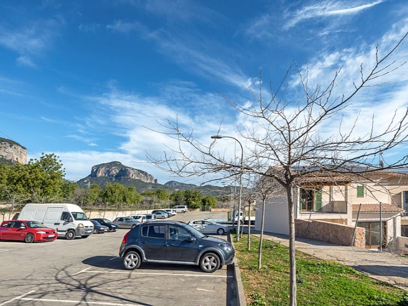 3 soveværelse Villa til salg i Alaro med swimmingpool garage - € 1.150.000 (Ref: 7088635)