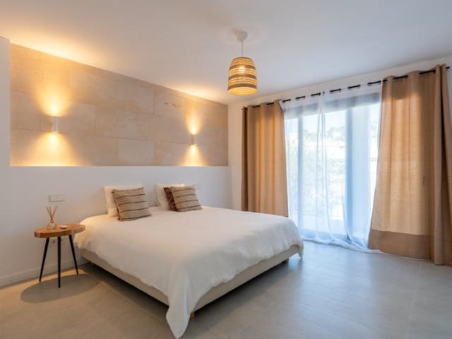 Apartamento de 4 habitaciones en Puerto de Soller / Port de Soller, Sóller en venta - 1.220.000 € (Ref: 7254912)