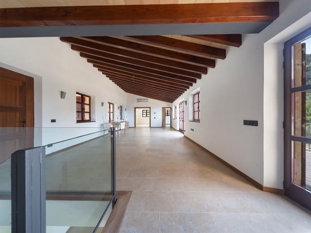 7 soveværelse Finca/Landehus til salg i Estellenchs med swimmingpool garage - € 3.500.000 (Ref: 7401427)