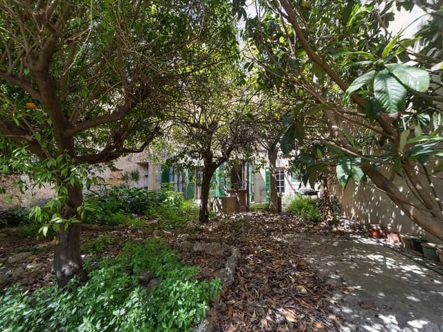 8 soveværelse Villa til salg i Binissalem - € 1.850.000 (Ref: 7482103)