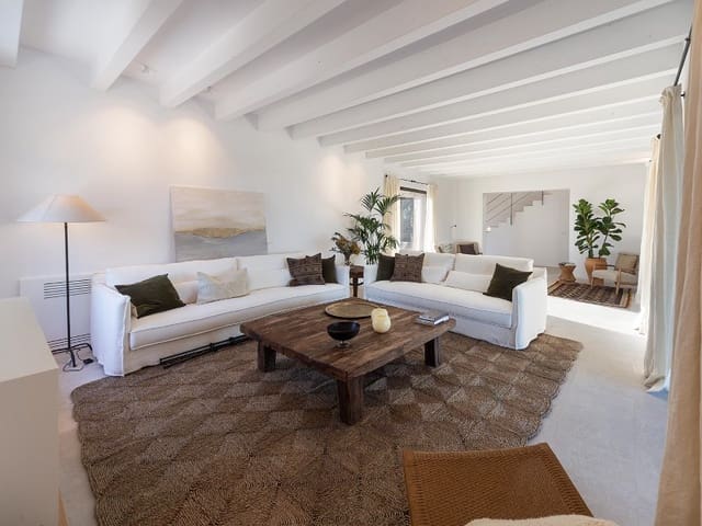 4 chambre Finca/Maison de Campagne à vendre à Selva avec piscine garage - 4 950 000 € (Ref: 7482106)