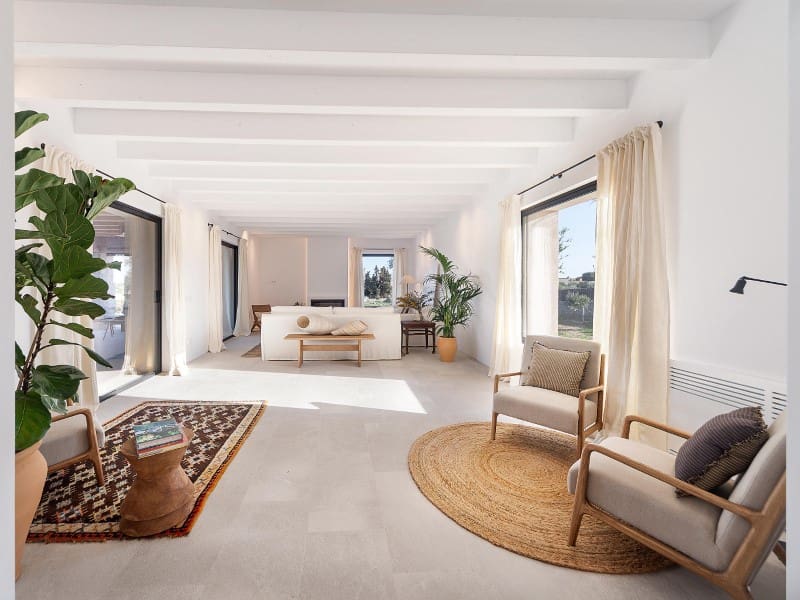 4 soveværelse Finca/Landehus til salg i Selva med swimmingpool garage - € 4.950.000 (Ref: 7482106)